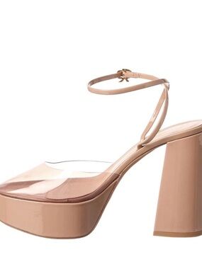 Gianvito Rossi
Dua 70 Patent & Vinyl Platform Pump new in box $1065 Sz 10.5